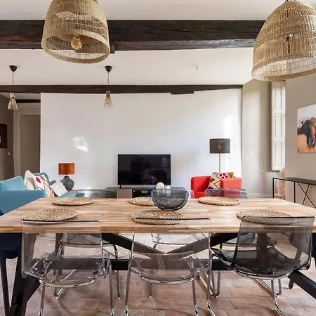 Apartment Au Chateau Ars Ars-sur-Formans
