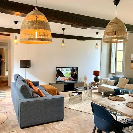 Au Chateau Ars Apartment *