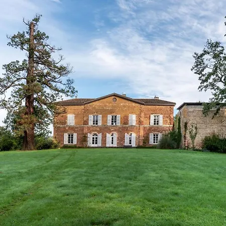 Au Chateau Ars