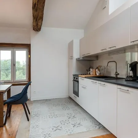 Au Chateau Ars Apartment Ars-sur-Formans