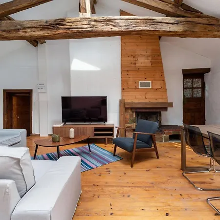 Au Chateau Ars Apartment *